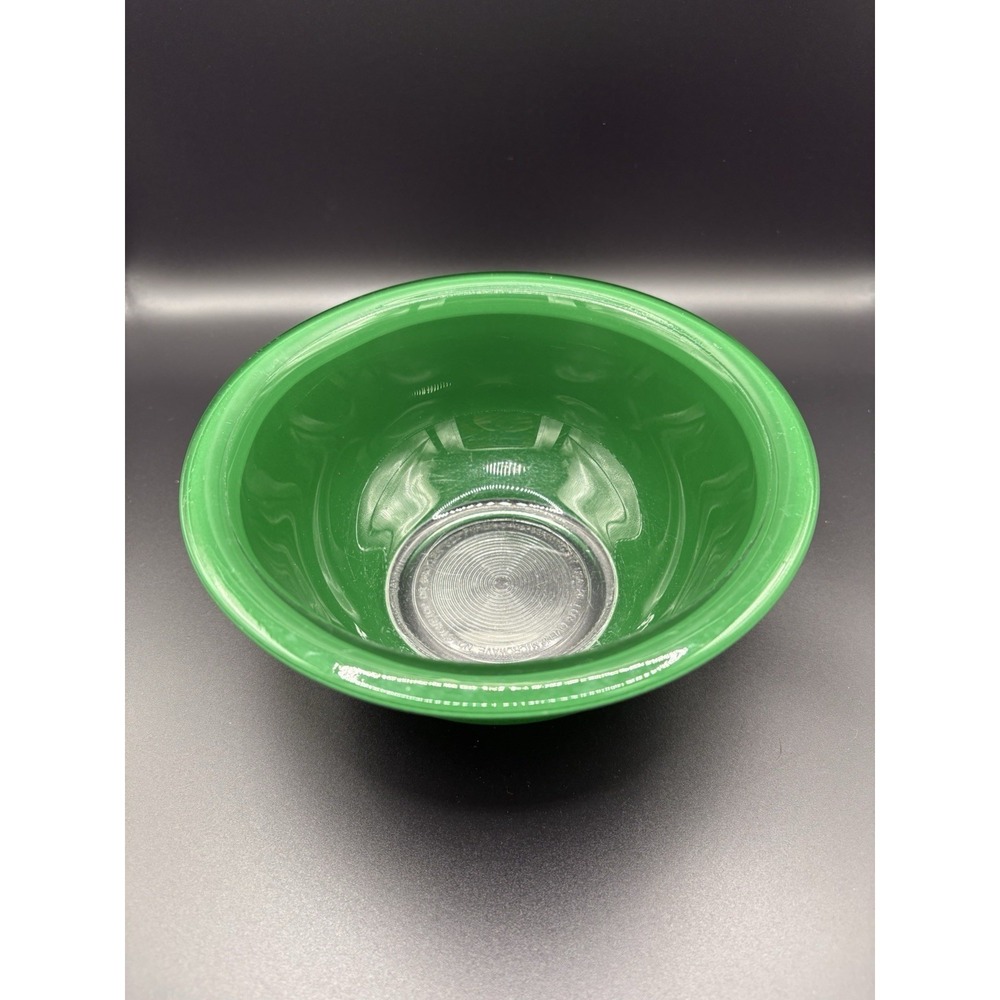 VINTAGE PYREX GREEN WITH CLEAR BOTTOM GLASS MIXING BOWL #322